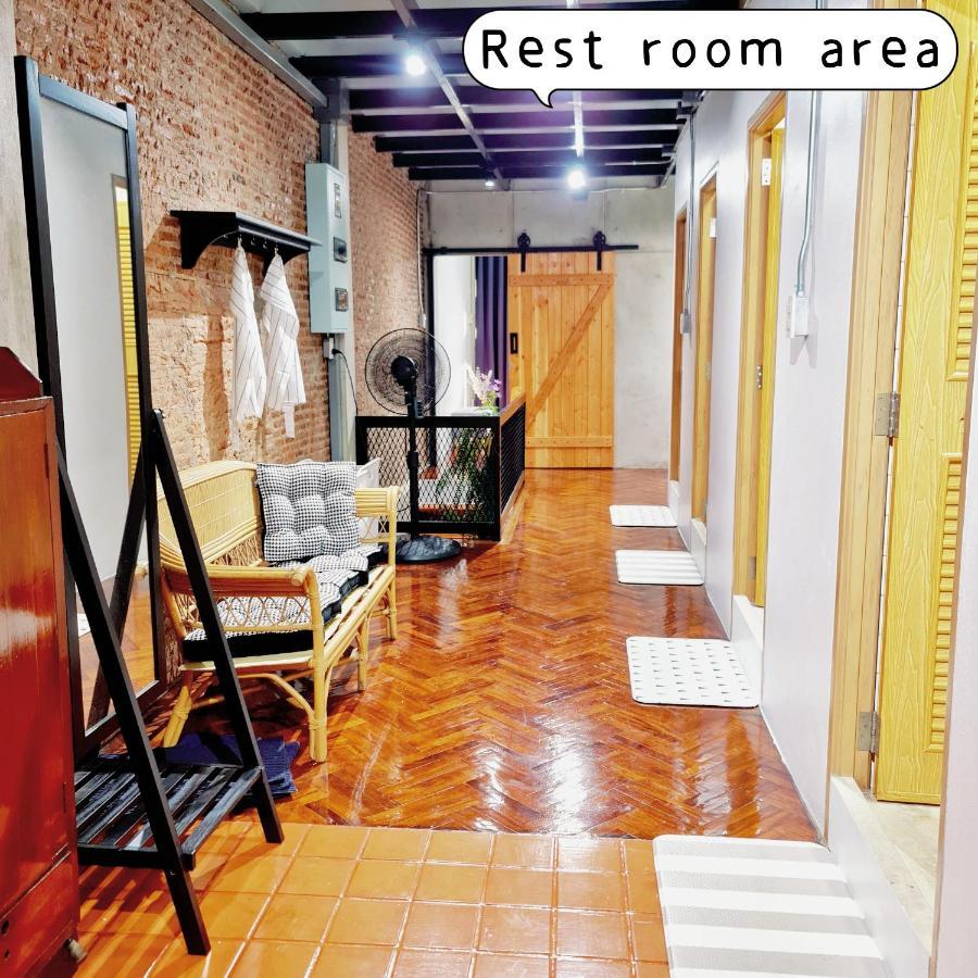 Meemaw'S House Hostel Банкок Екстериор снимка
