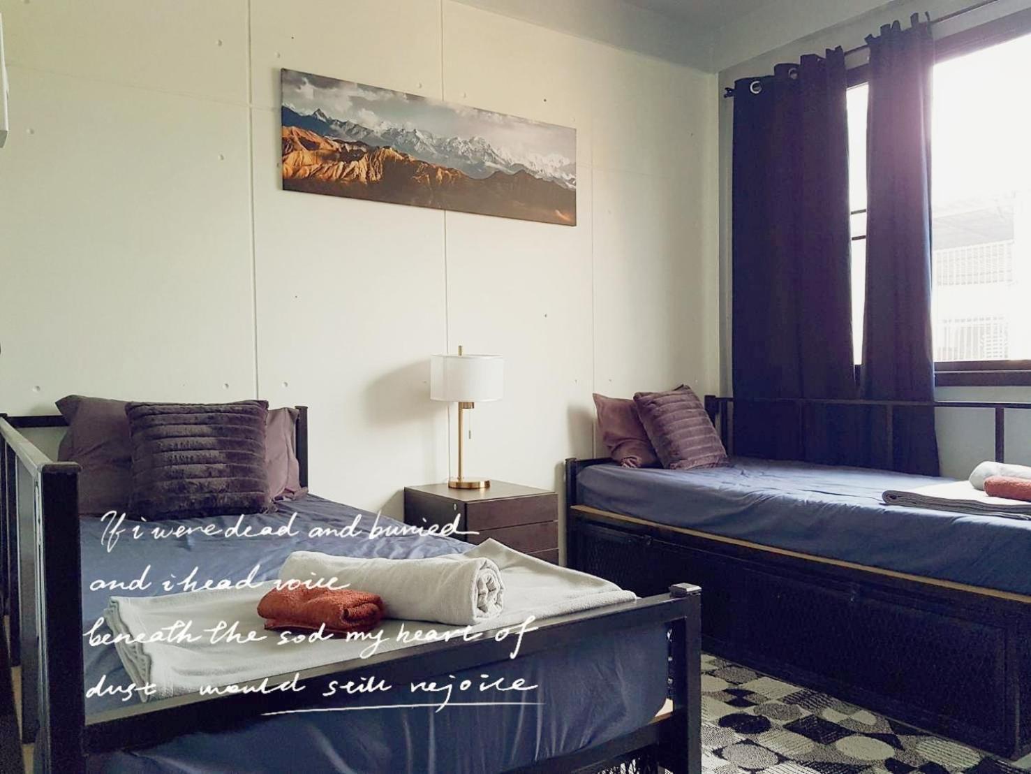 Meemaw'S House Hostel Банкок Стая снимка