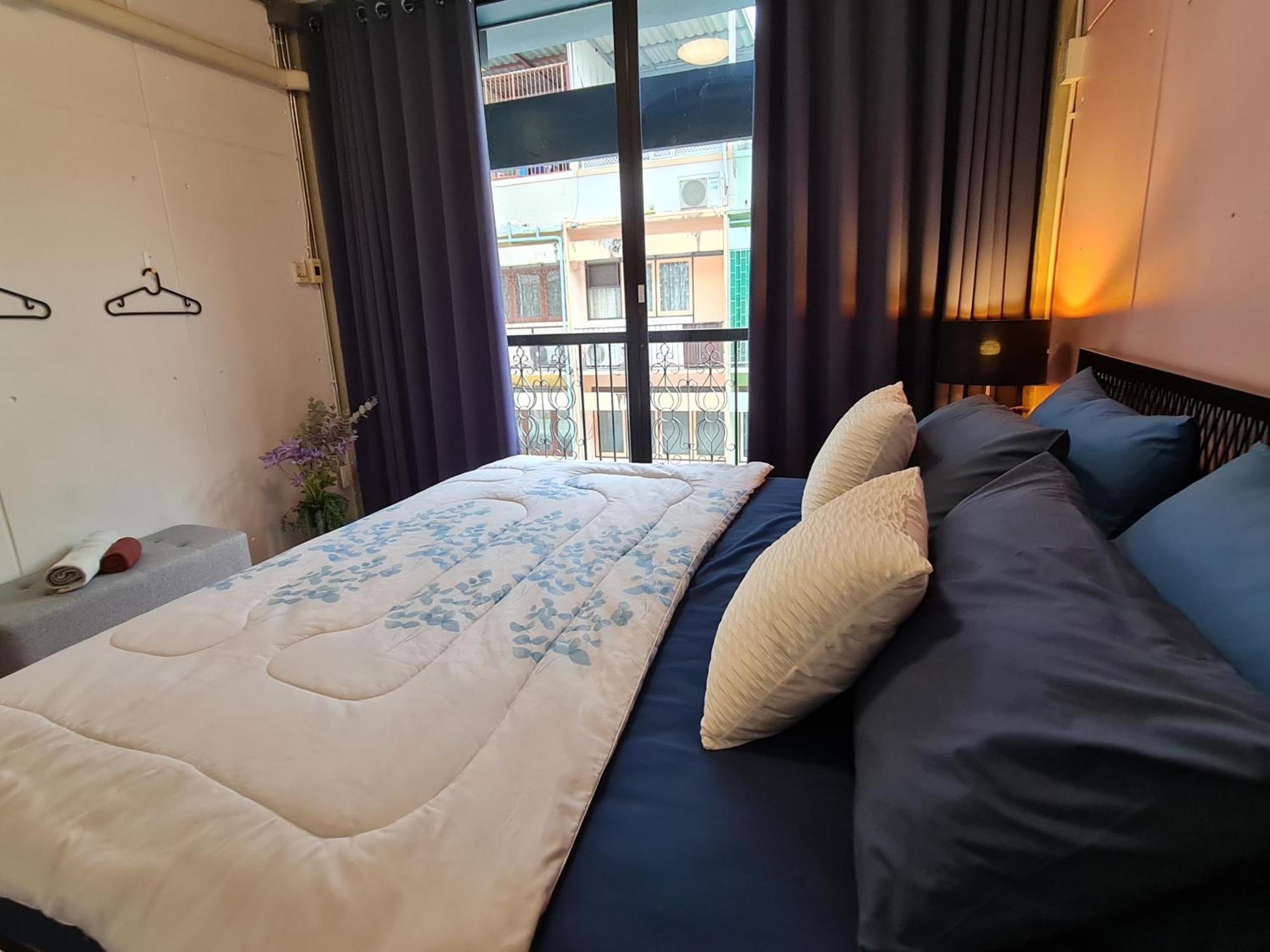 Meemaw'S House Hostel Банкок Стая снимка